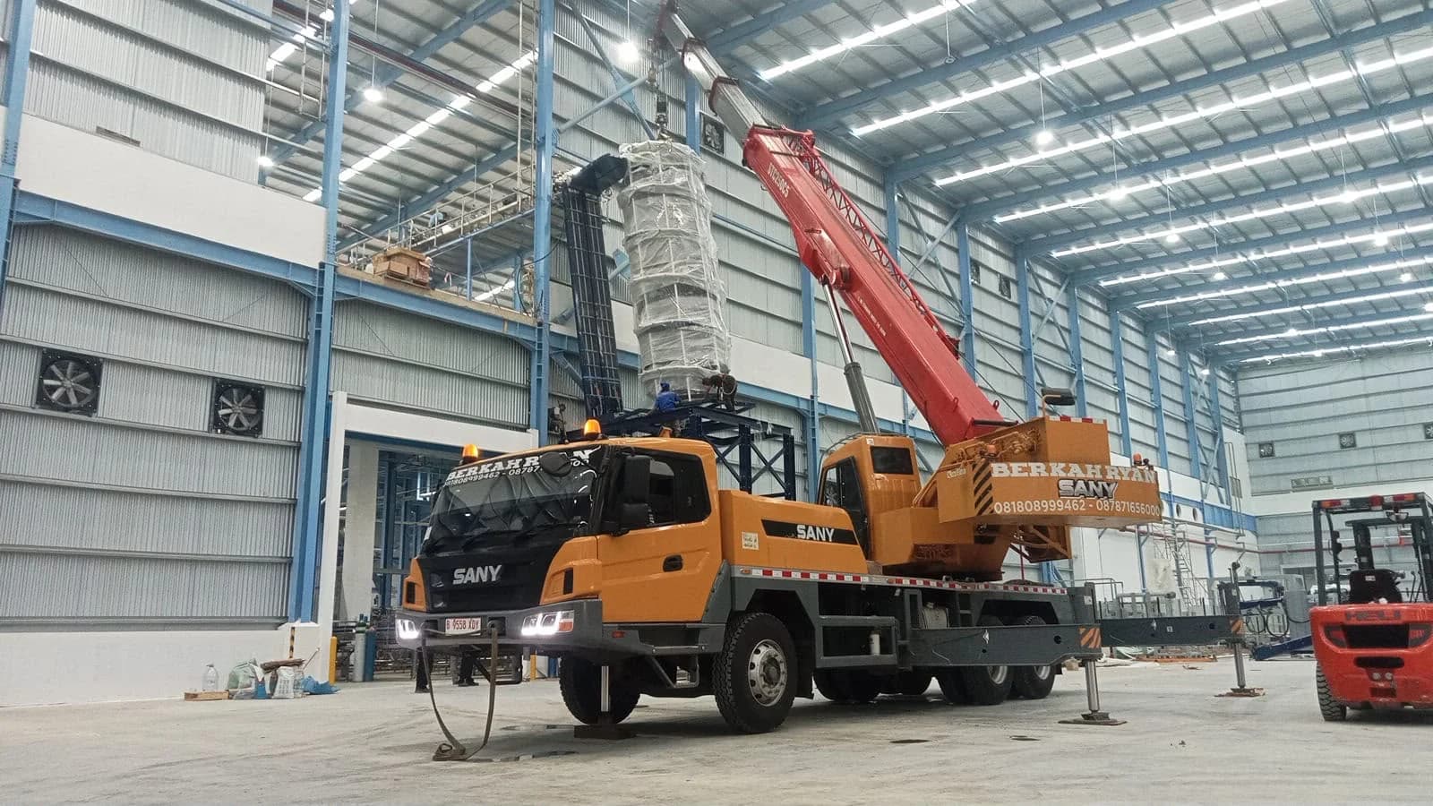 Telescopic Mobile Crane CV. Berkah Ryan siap mendukung proyek di Cilegon dan Banten